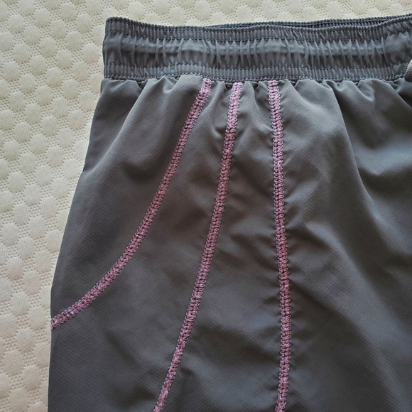 Athleta Shorts Women Large Record Time Microfiber Gray Purple Workout Run Walk L - Picture 5 of 14